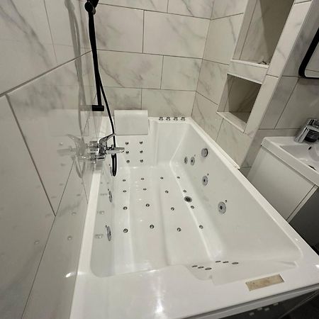 Studio Jaccuzzi A 2 Min Davignon Les Angles  외부 사진